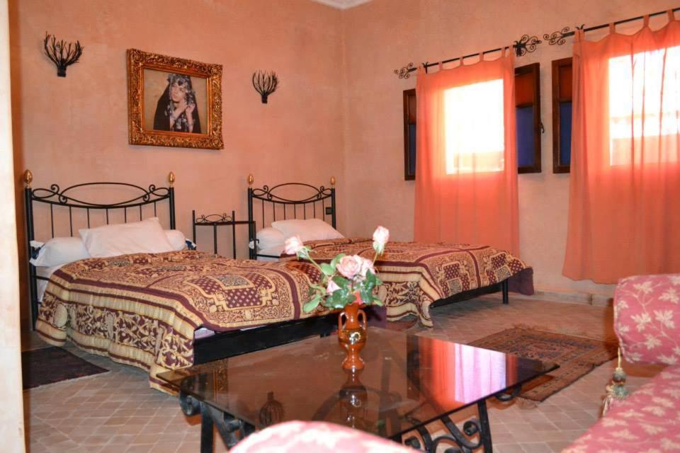 Hotel Riad L' Arganier D' Or Aït el Rhazi Exterior foto