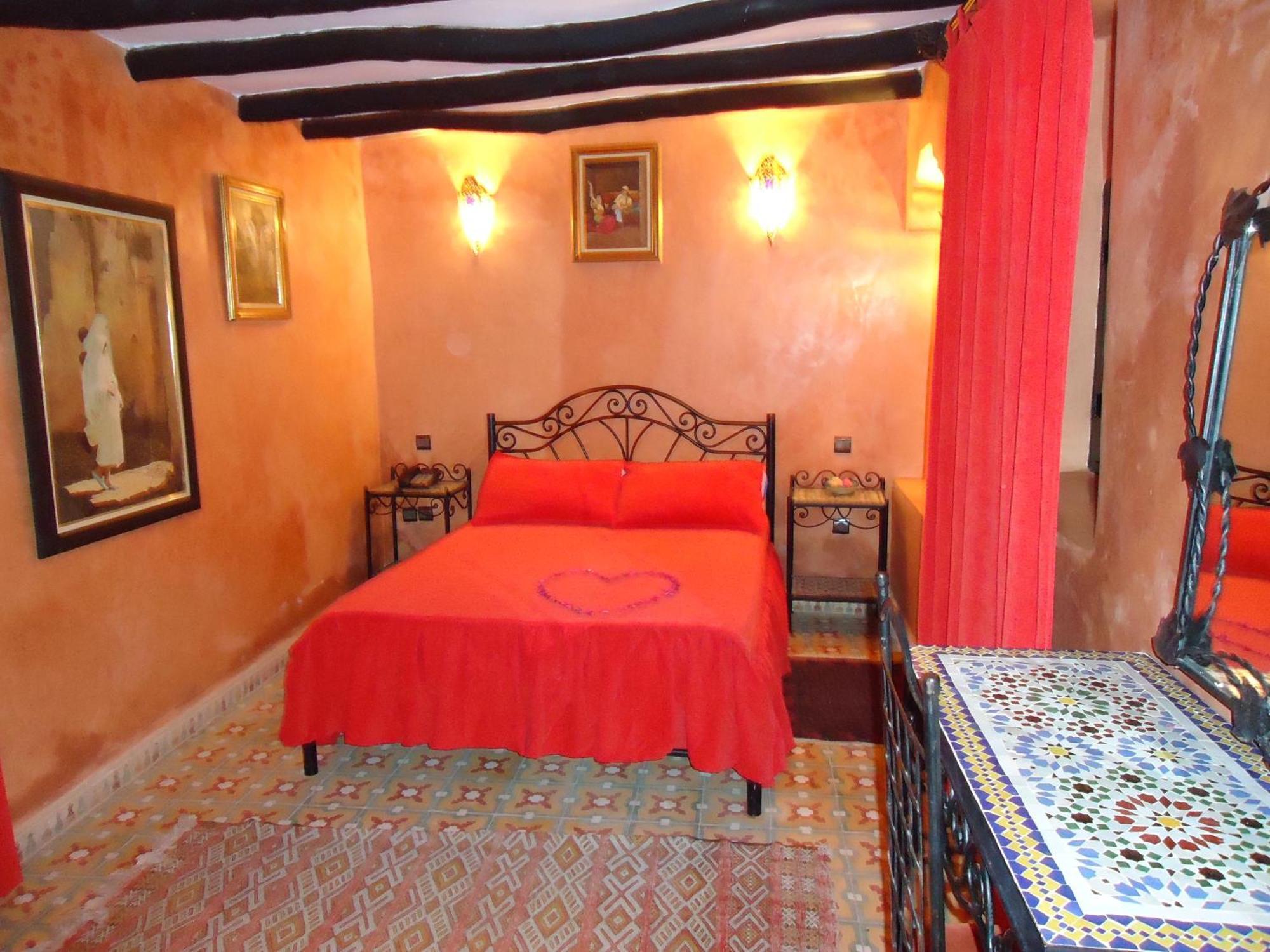 Hotel Riad L' Arganier D' Or Aït el Rhazi Exterior foto