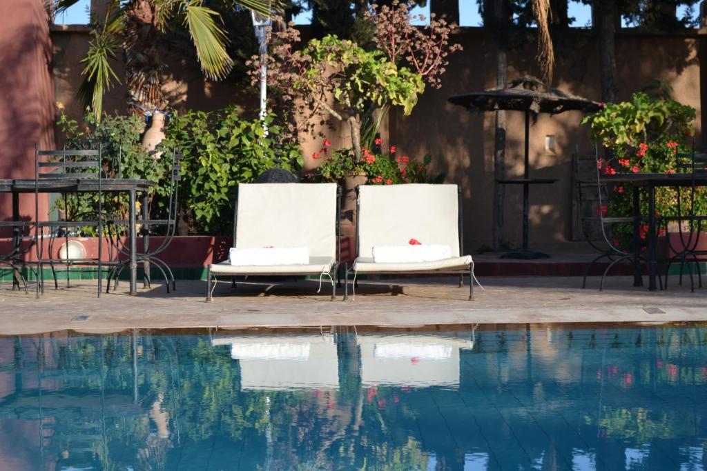 Hotel Riad L' Arganier D' Or Aït el Rhazi Exterior foto