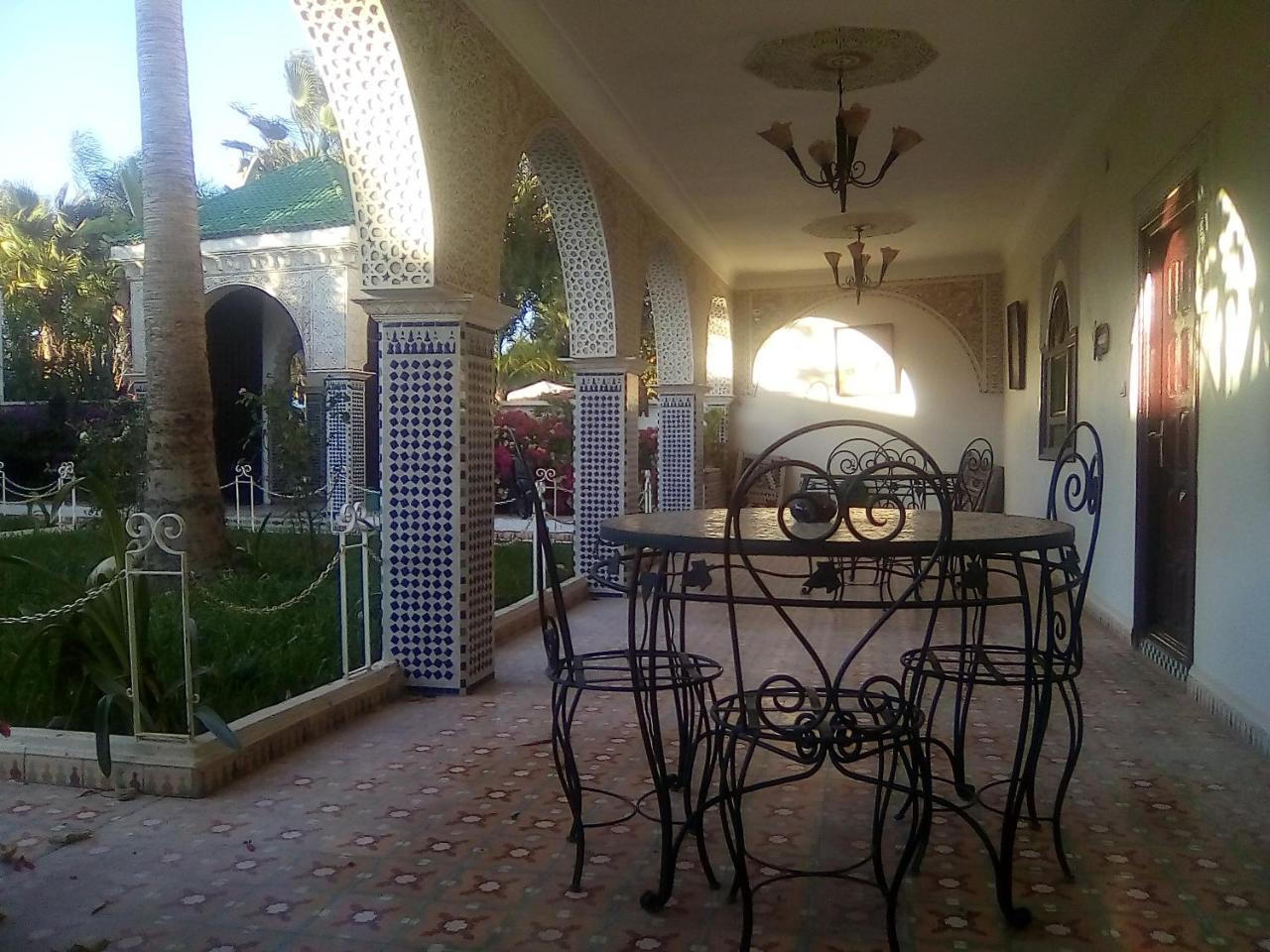 Hotel Riad L' Arganier D' Or Aït el Rhazi Exterior foto